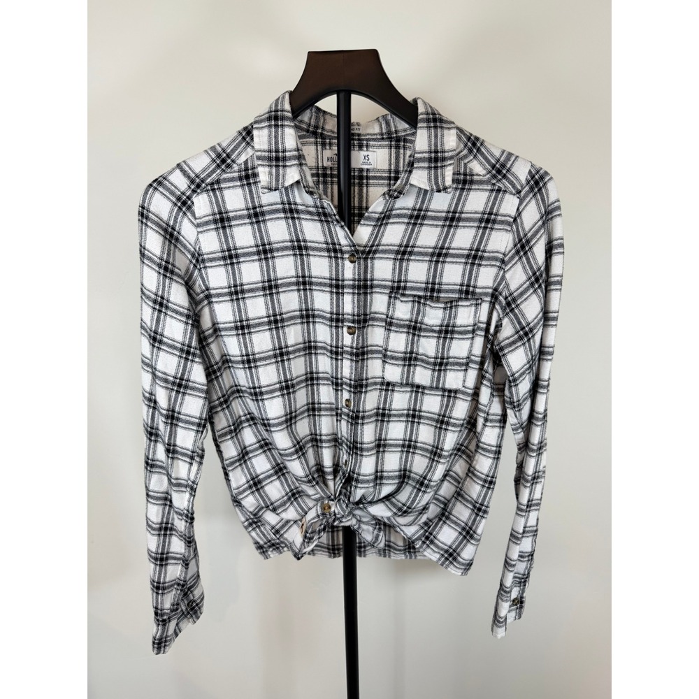 Hollister California Womens XS Black White Plaid Flannel Boyfriend Fit Tie Front